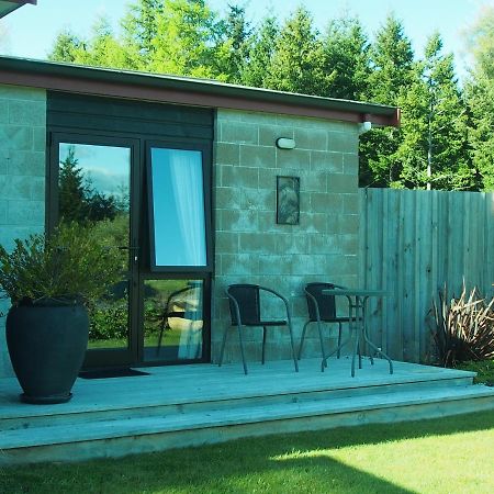 The Garden Room At Te Anau Country Accommodation Extérieur photo